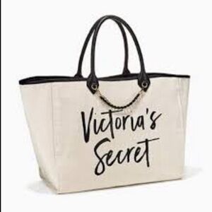 VICTORIAS SECRET large canvas beach tote bag with gold chain